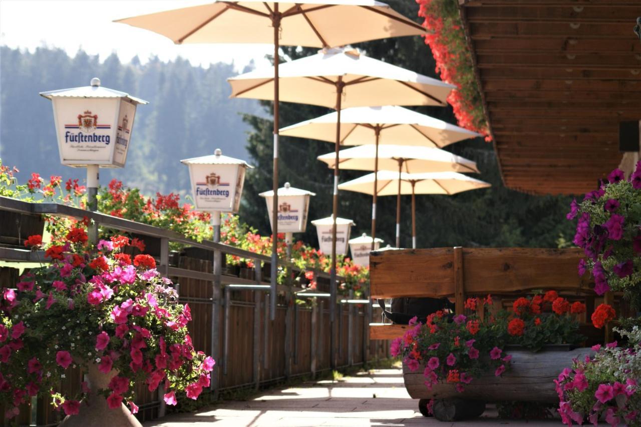 Zur Traube Schwarzwaldhotel & Restaurant Am Titisee 圣玛尔根 外观 照片