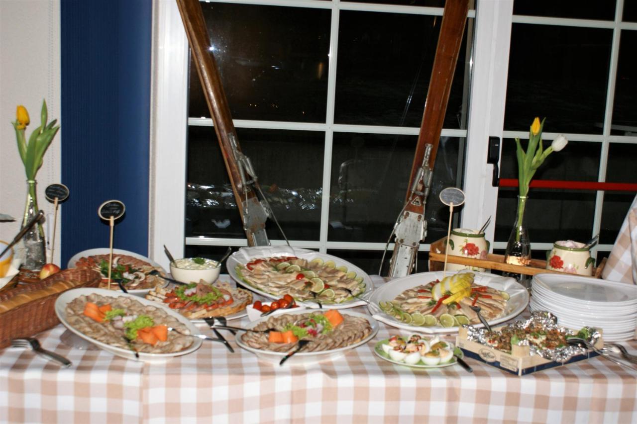 Zur Traube Schwarzwaldhotel & Restaurant Am Titisee 圣玛尔根 外观 照片